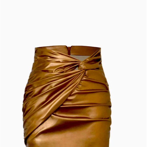 Dresses & Skirts - MICAS new with tag metallic gold knitted skirt